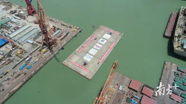世界紀錄！深中通道刷新了世界上超寬管節在受限水域的出塢紀錄