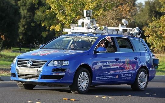 【智慧城市】虛擬3D城市模型輔助車輛定位